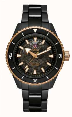 RADO Captain Cook 高科技陶瓷自动腕表（43 毫米）黑色表盘 / 黑色高科技陶瓷三链表链 R32127162